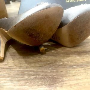 Badgley Mishka Embellished peep toe pump